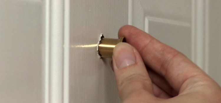 peephole door repair in Miami